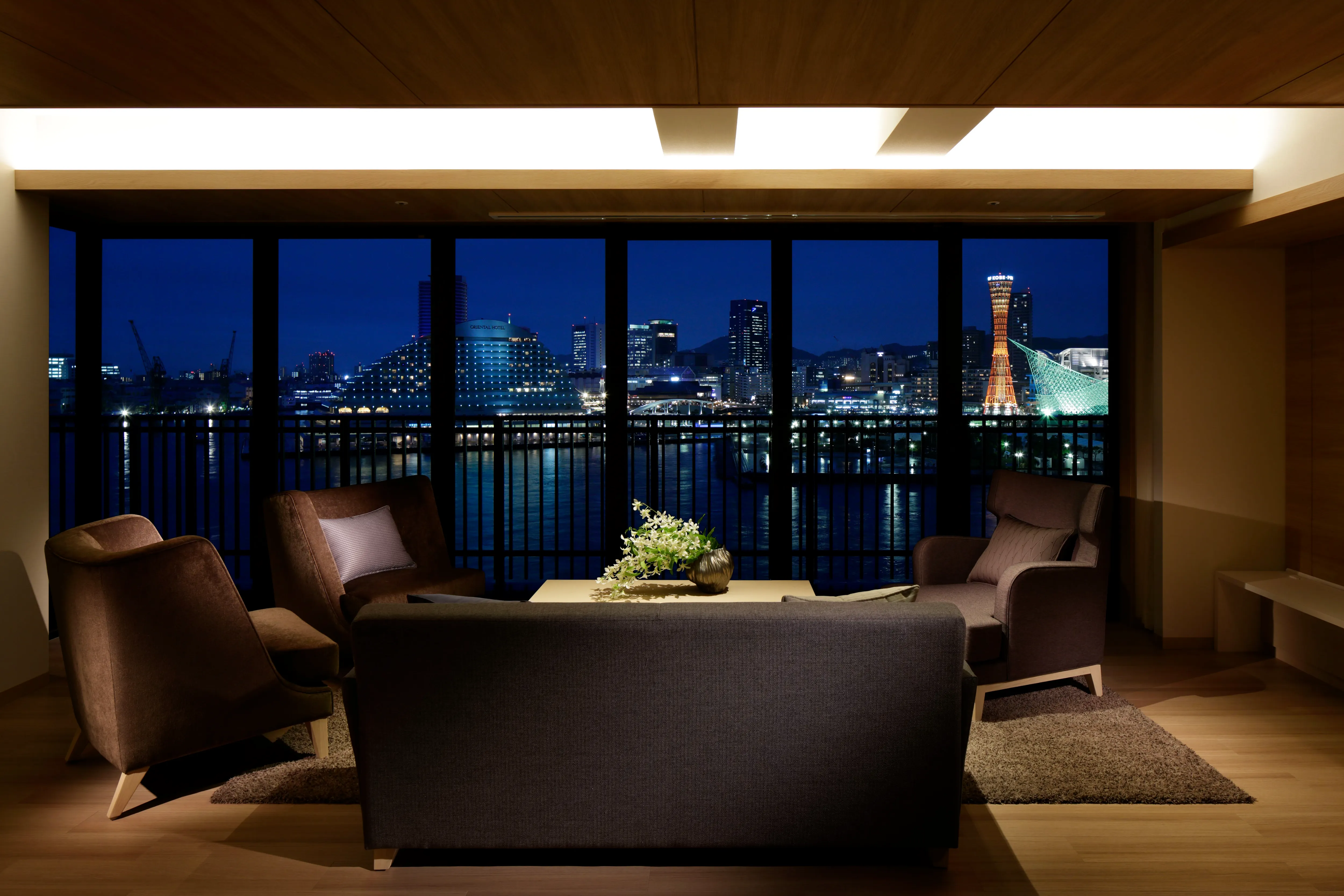 客室から望む神戸夜景